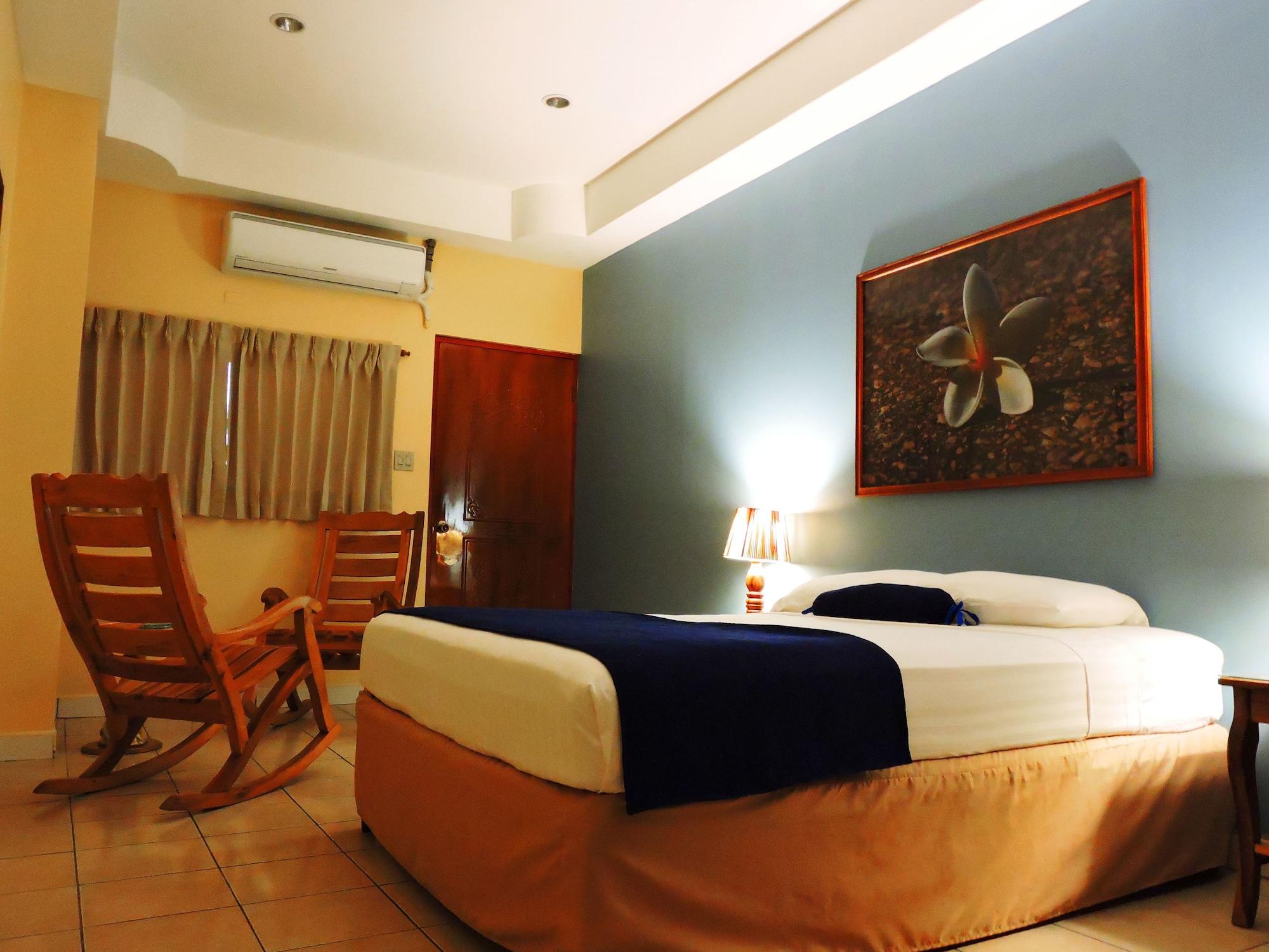 Hotel Xolotlan Манагуа Екстериор снимка
