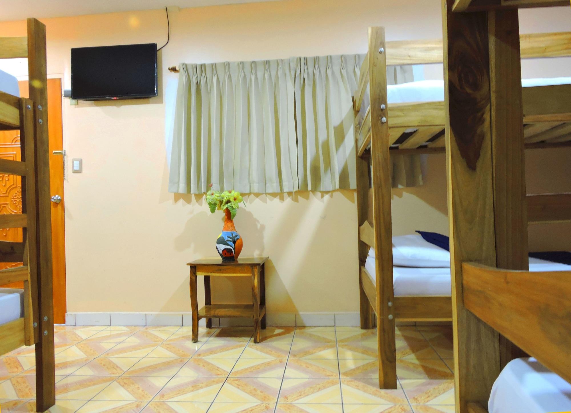 Hotel Xolotlan Манагуа Екстериор снимка